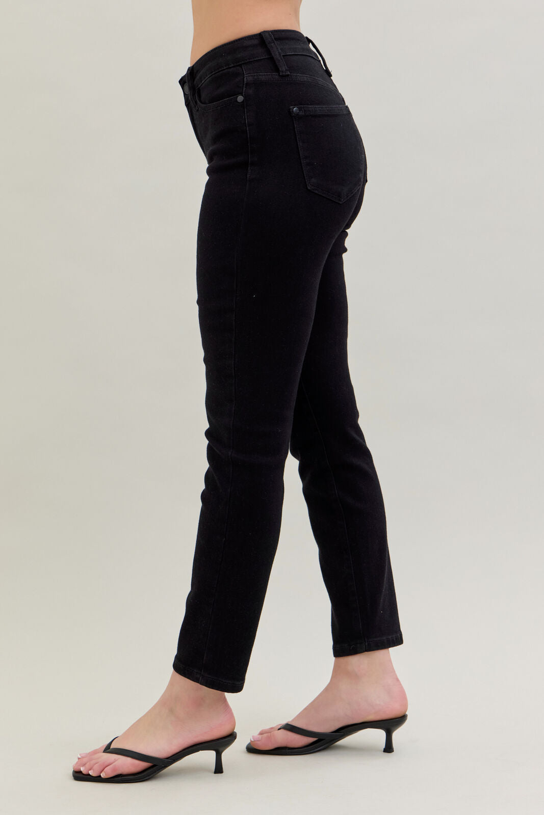 Mid-Rise Black Slim Fit Jeans