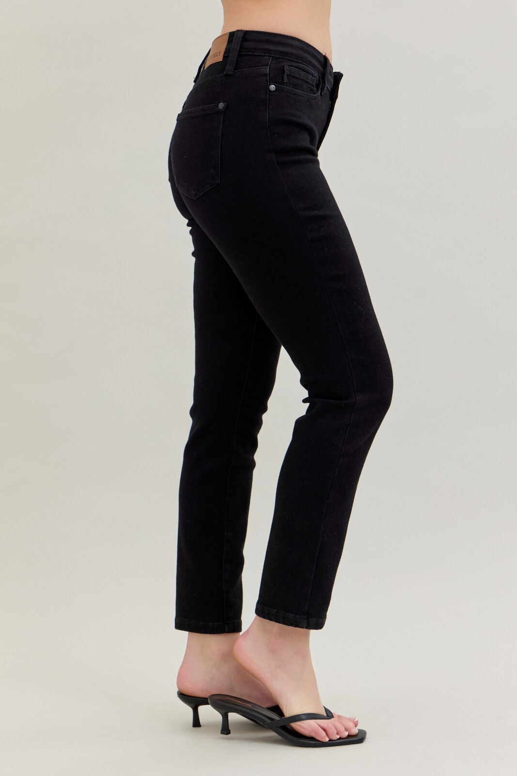 Mid-Rise Black Slim Fit Jeans