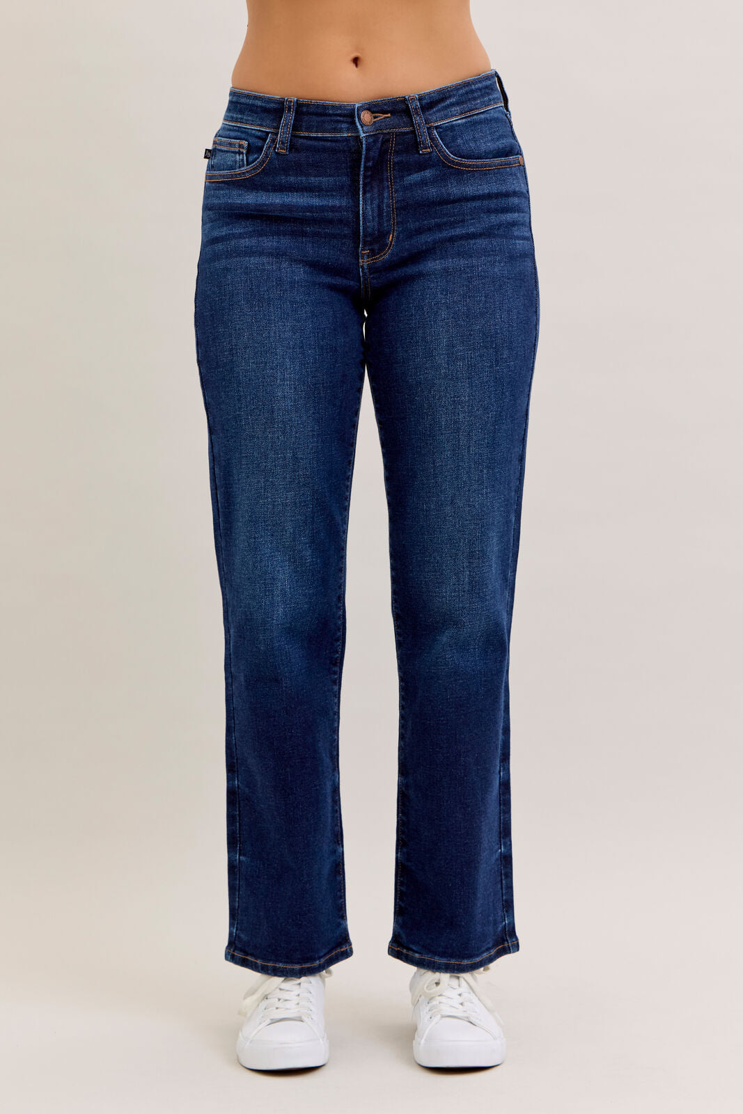 Mid-Rise Straight Jeans - Short