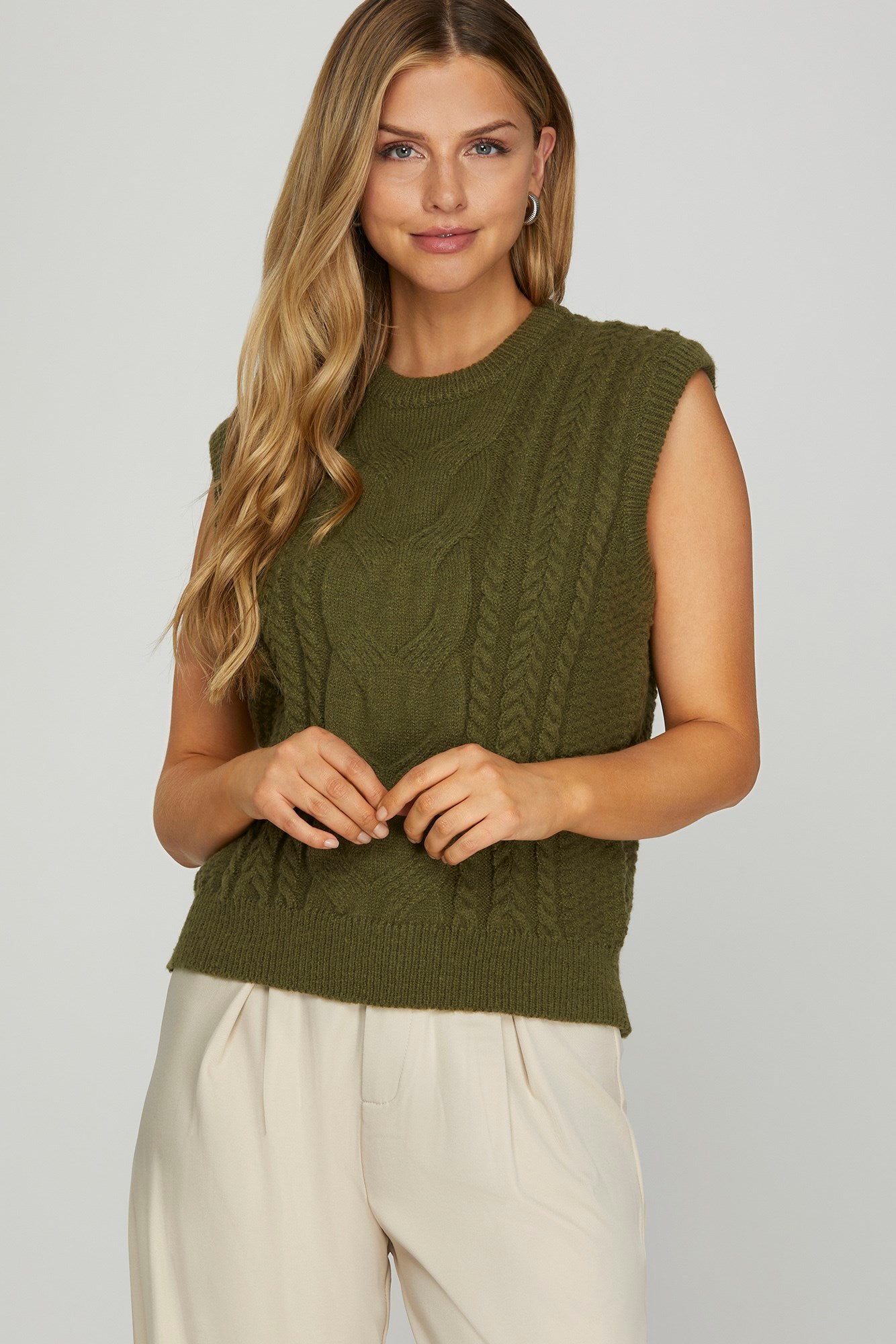Sleeveless Cable Knit Sweater Vest