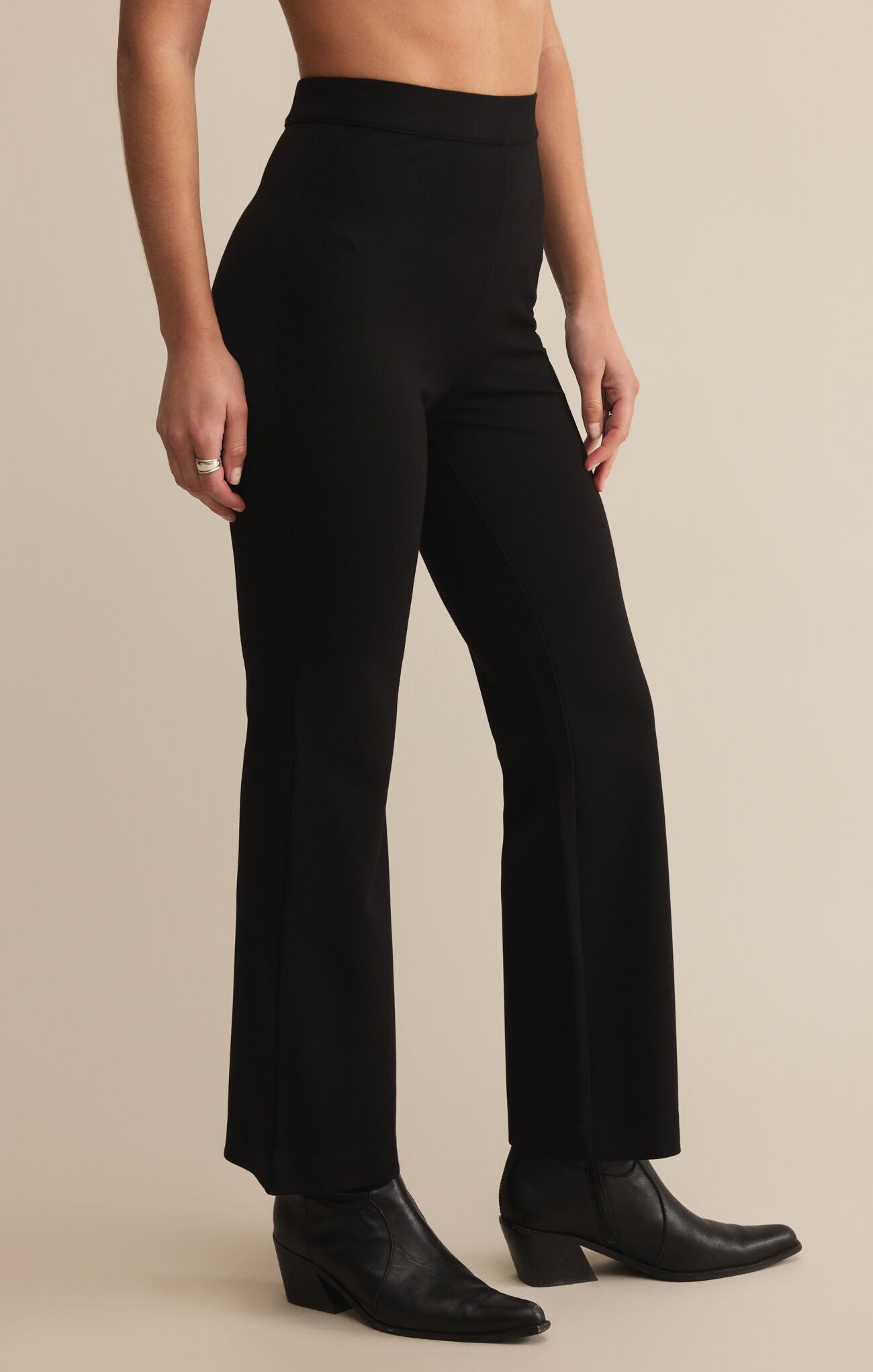 Do It All Slim Kick Pant Black