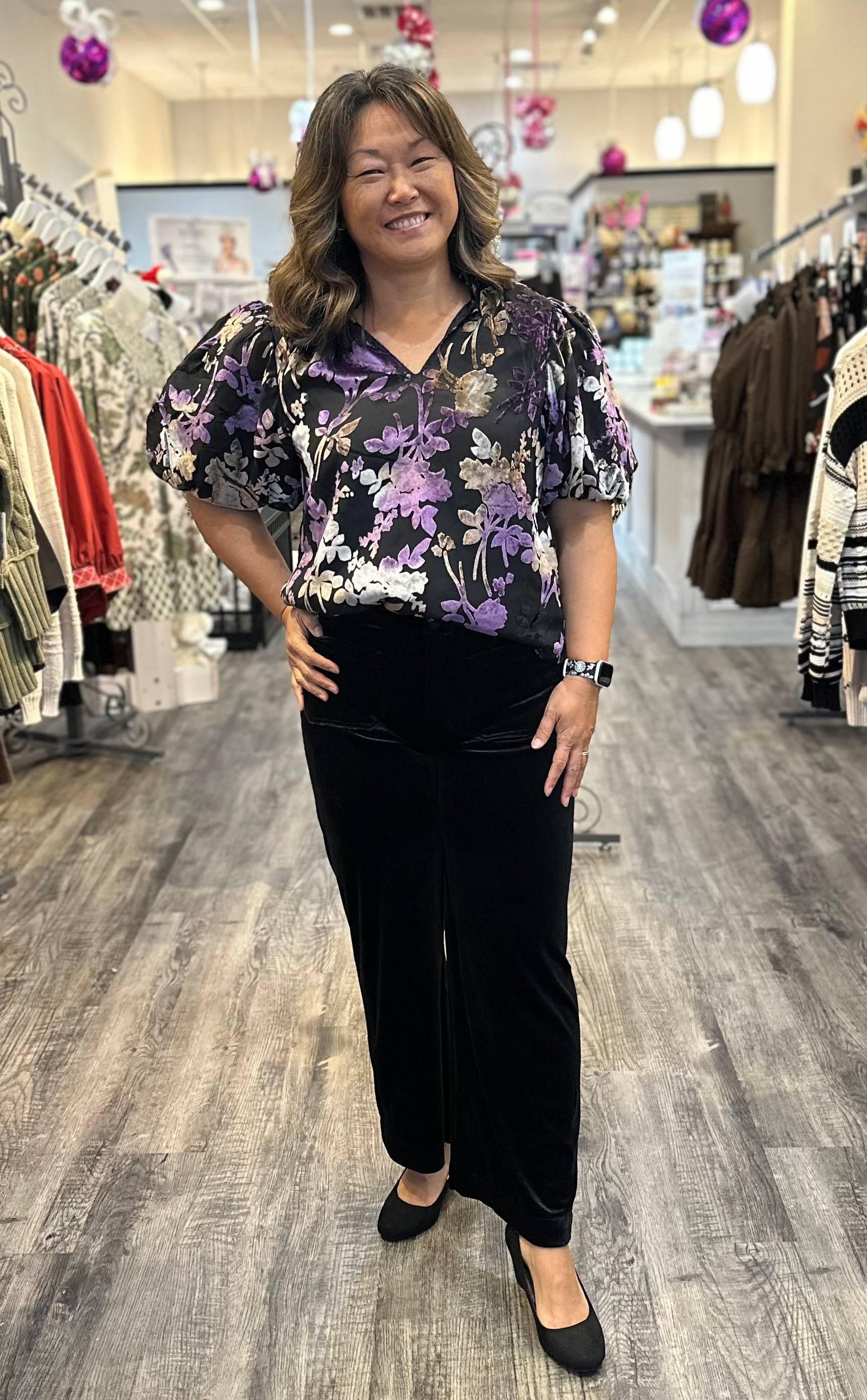 Sale Anahi Velvet Flare Leg Cropped Pants