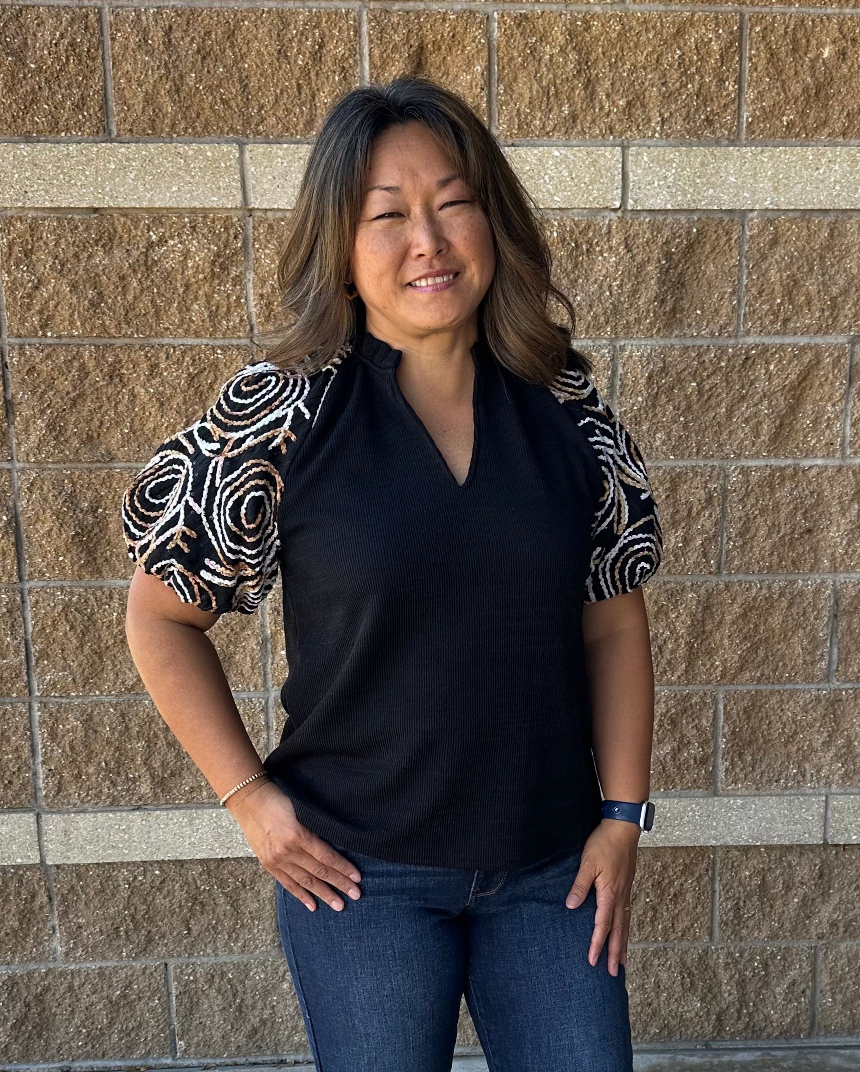 Sale Embroidered Detail Puff Sleeve V-Neck