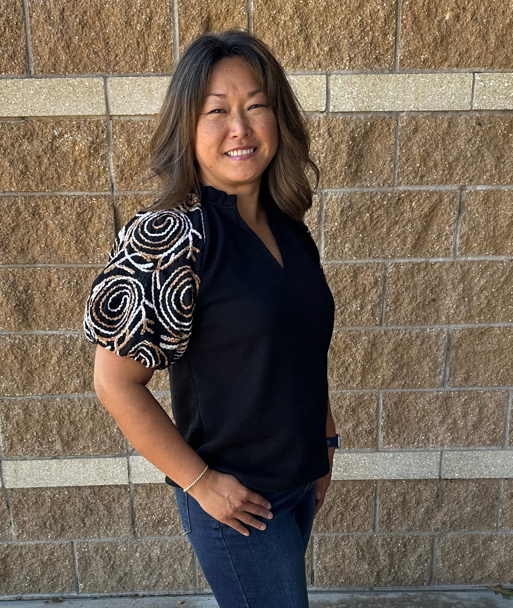 Sale Embroidered Detail Puff Sleeve V-Neck