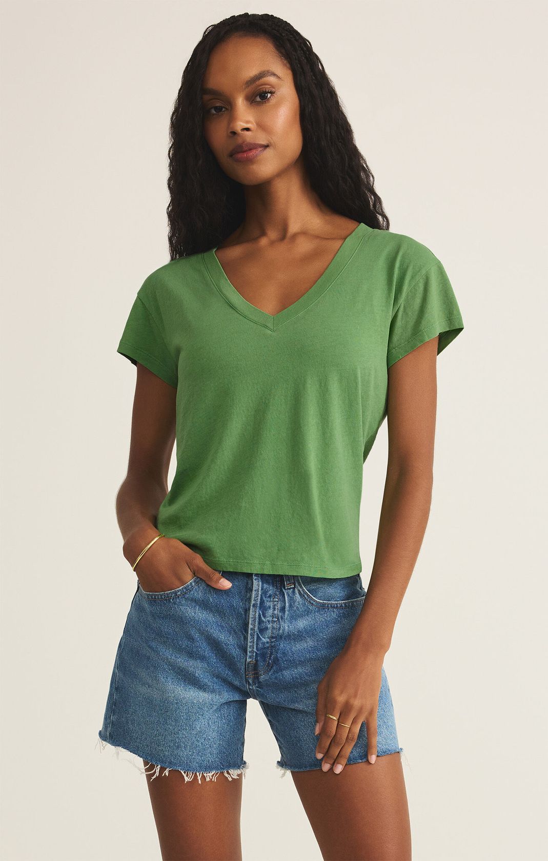 Final Sale Modern V-Neck Tee Lawn