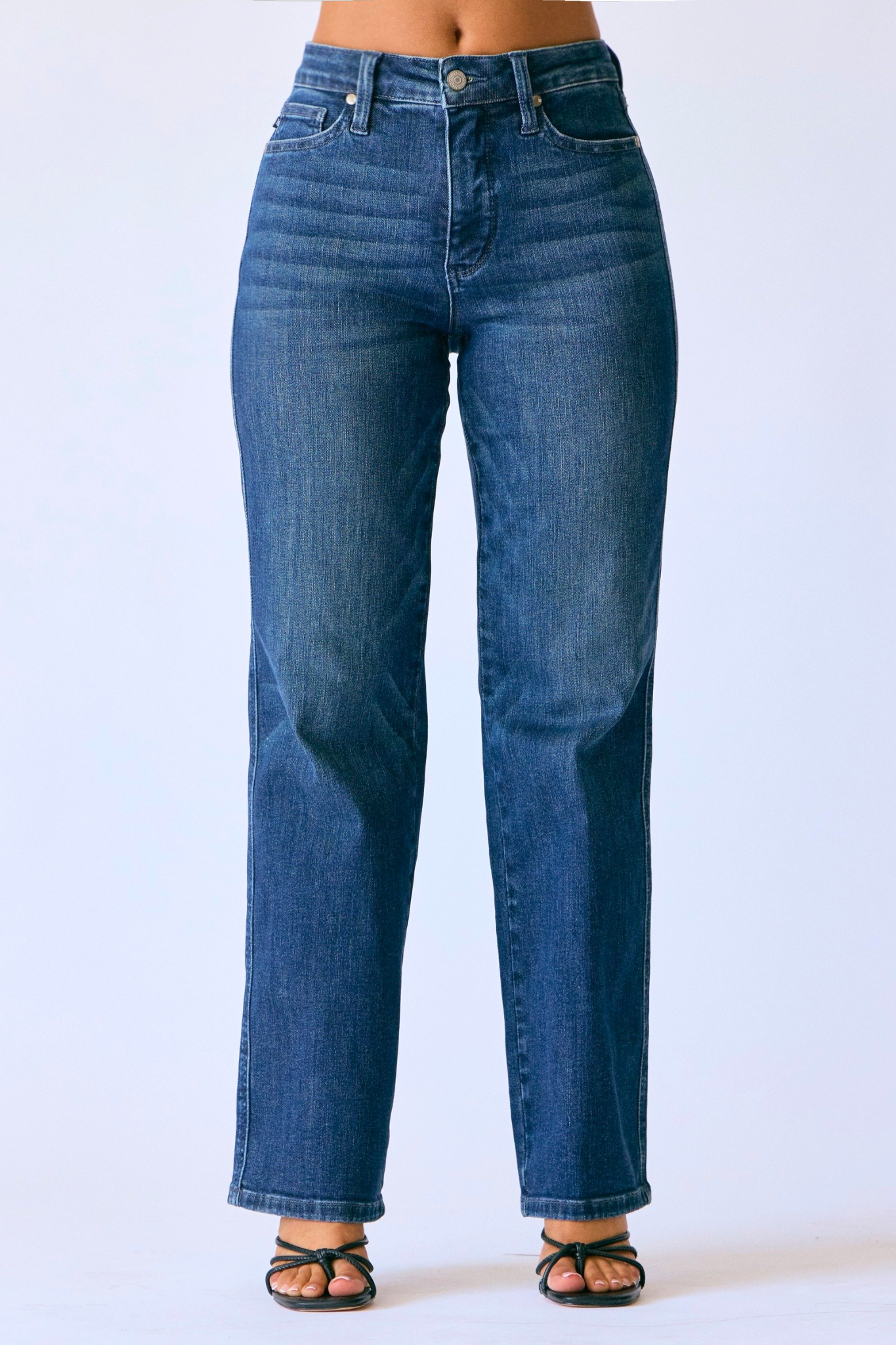 Mid-Rise Petite Straight Jeans
