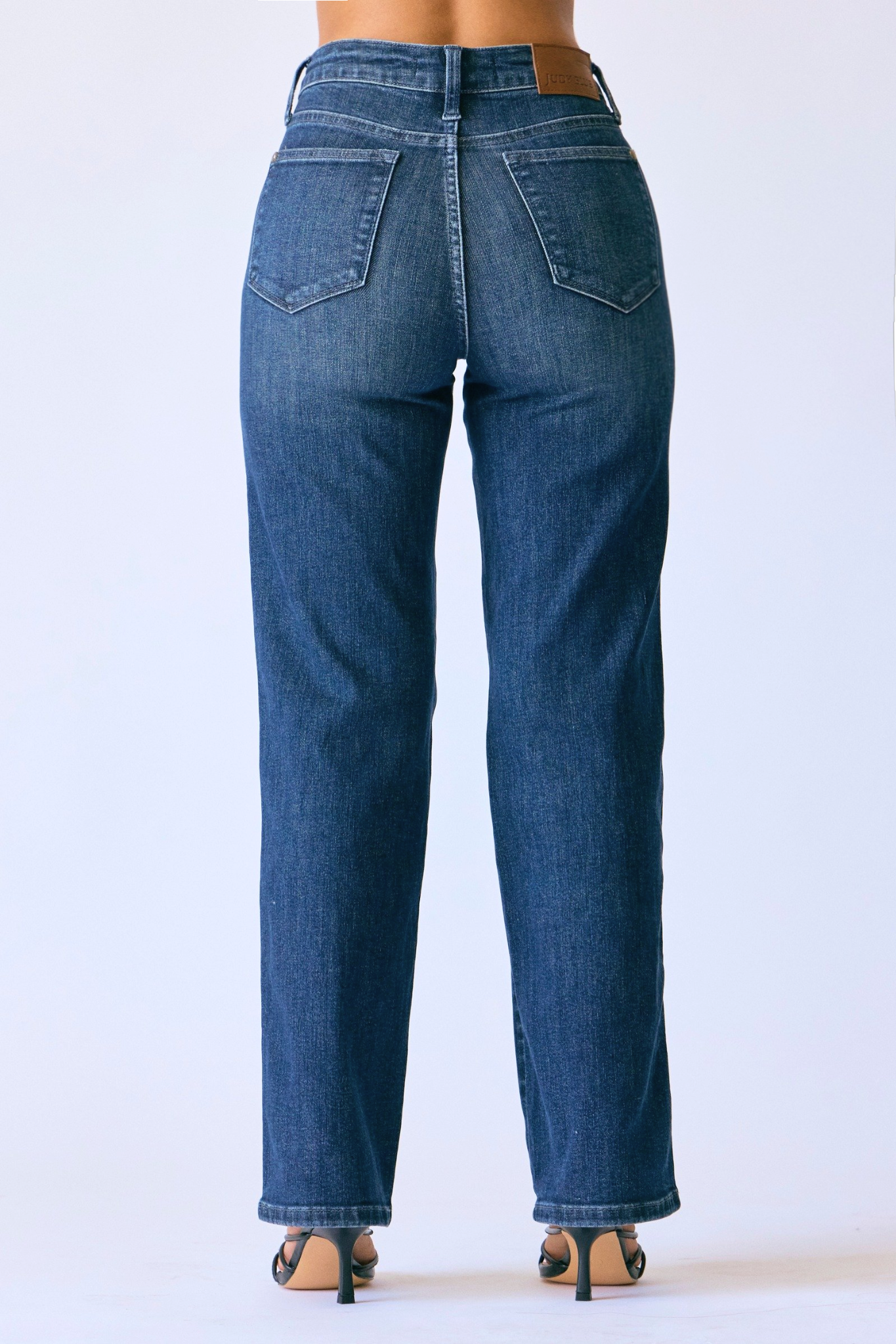 Mid-Rise Petite Straight Jeans