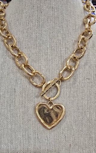All That Glitz Jewelry - Necklaces Hammered Gold Link Necklace Double Heart Toggle