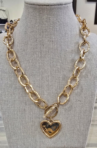 All That Glitz Jewelry - Necklaces Hammered Gold Link Necklace Double Heart Toggle