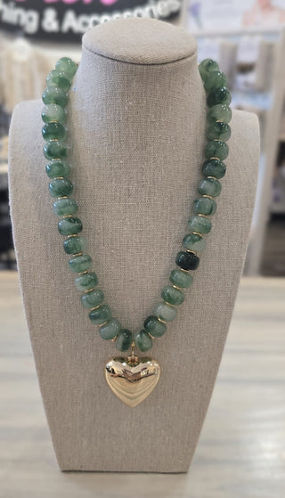 Kenze Penne, Inc. Jewelry - Necklaces Green Beaded Necklace w/ Gold Heart Charm