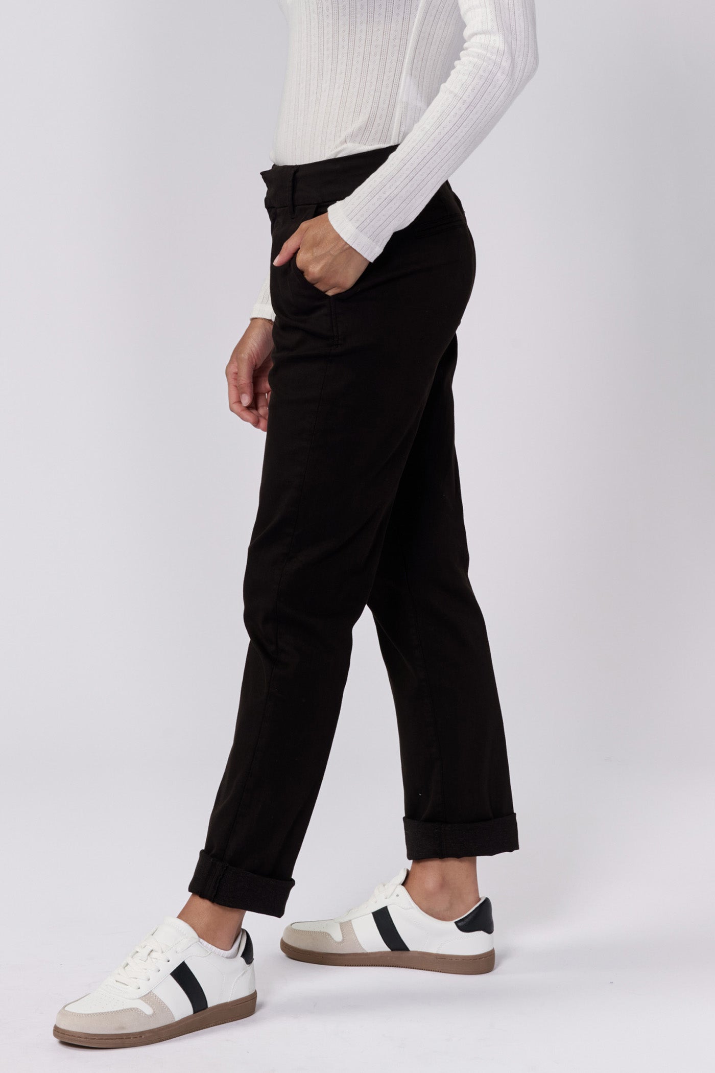 Hampton Mid-Rise Trouser Pant Black