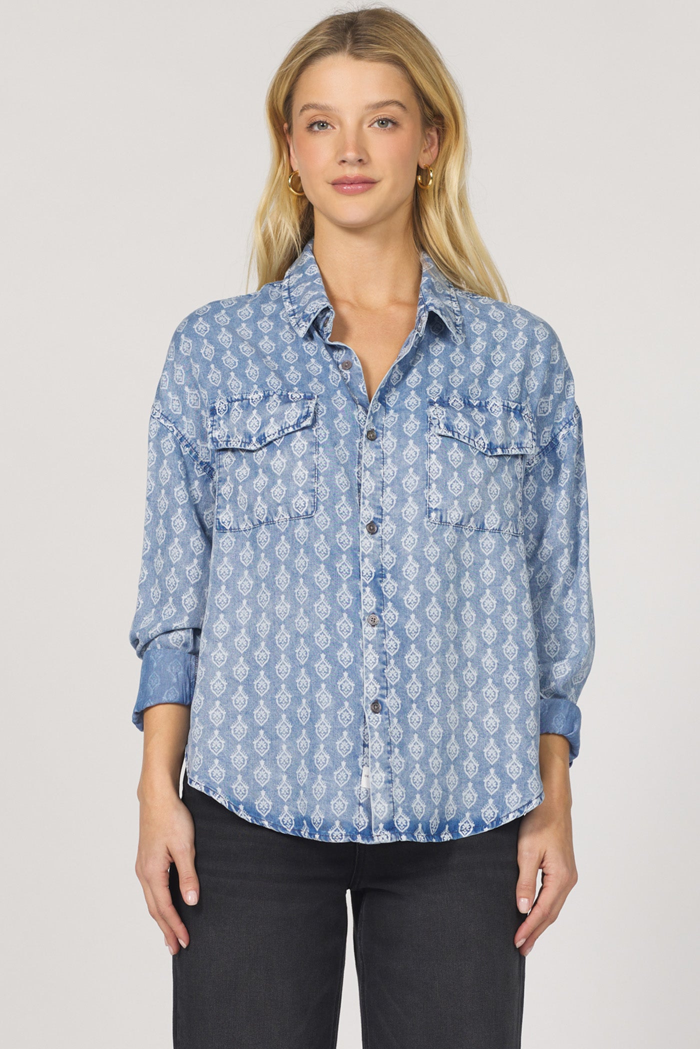 Sale Adrianna Button Up Long Sleeve Shirt Tulip Crest