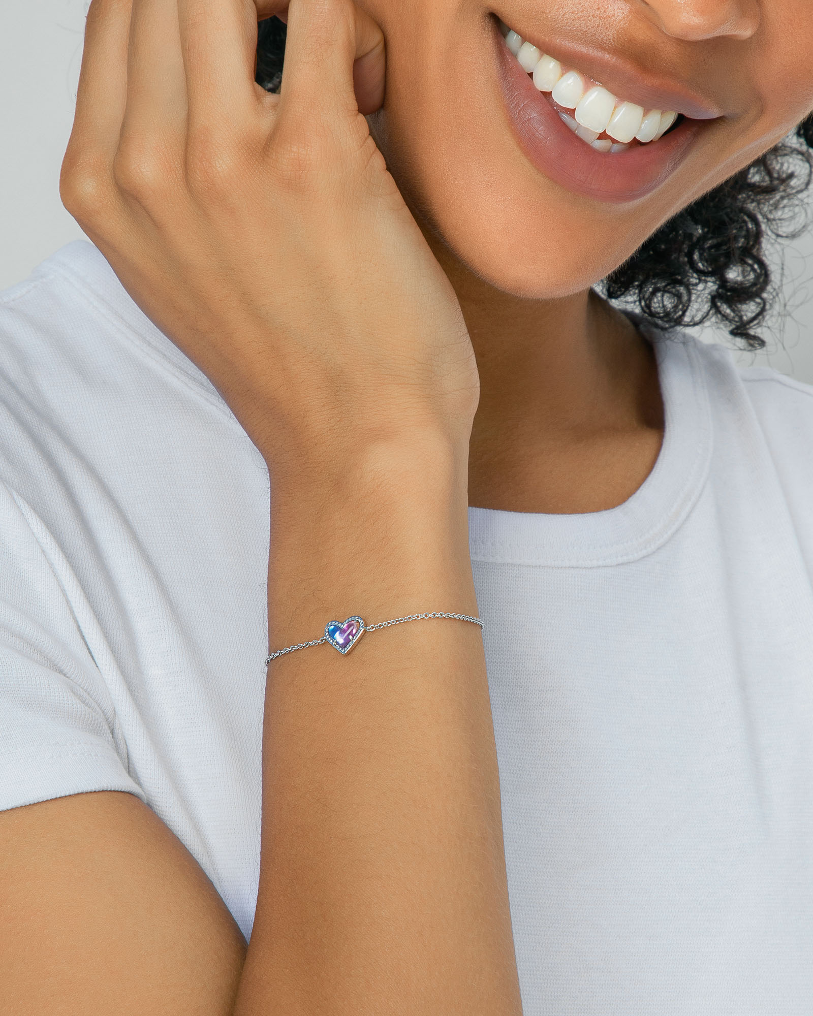 Ari Heart Gold Bracelet Dichroic Glass